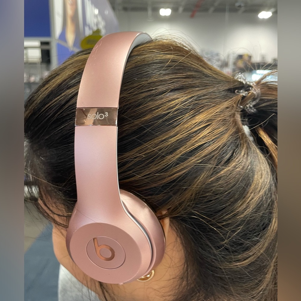 Beats by Dr. Dre - Solo³ Wireless On-Ear Headphones - Rose Gold